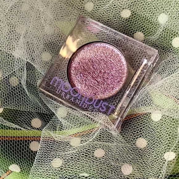 NWOT Rare Discontinued Urban Decay Moon Dust Eyeshadow Single “Glitter Rock” - Picture 3 of 3